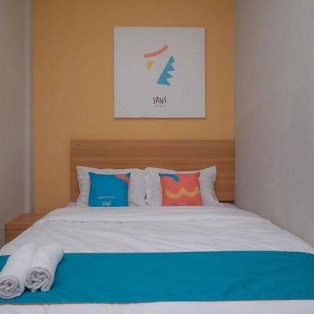 Sans Hotel Tiga Putri Semarang By Reddoorz Eksteriør billede